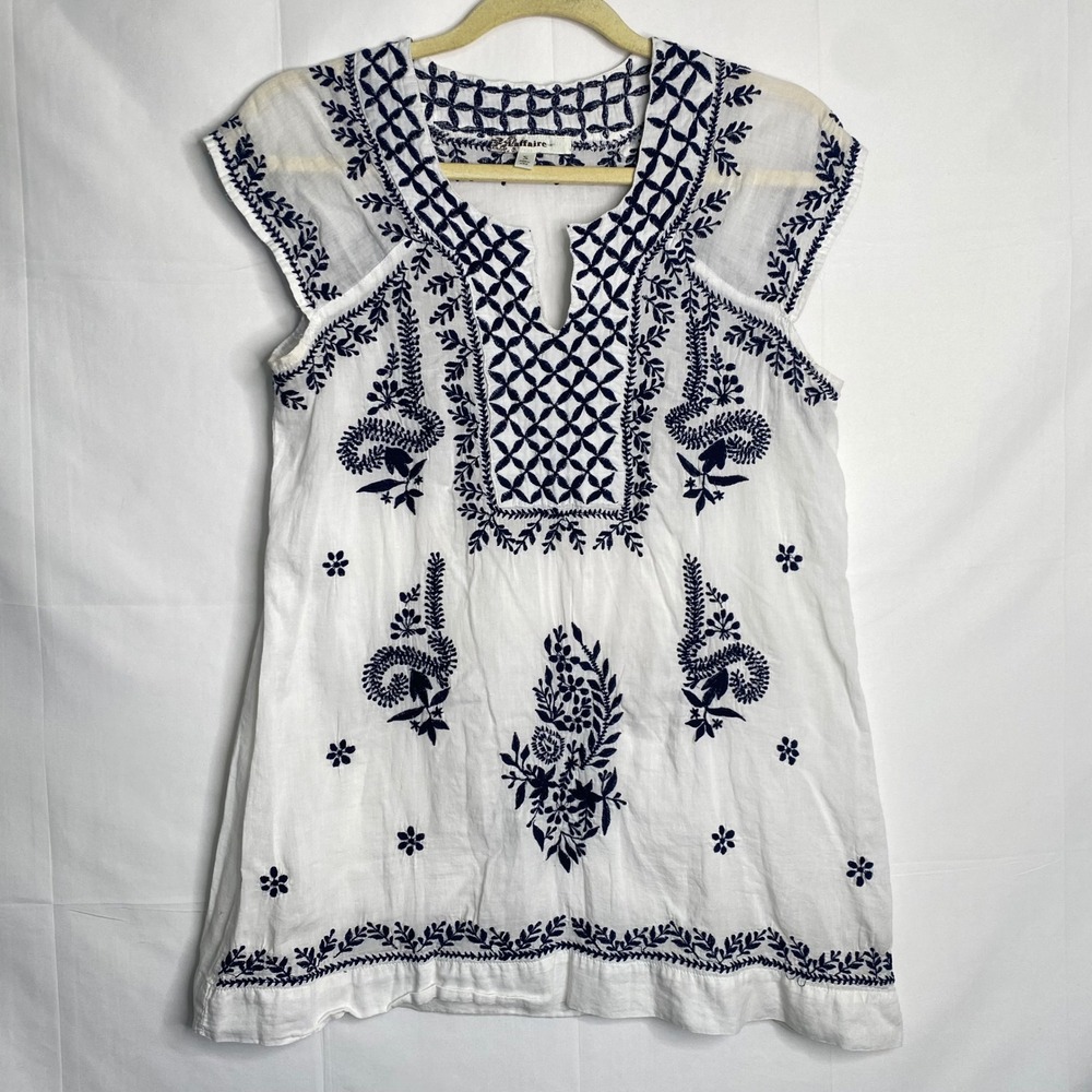 White & Blue/Navy Cap Sleeve Embroidered Boho Peasant Relaxed‎ Shirt Sz S